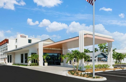 St. Pete Beach Hotel | Hilton Garden Inn St. Pete Beach, FL