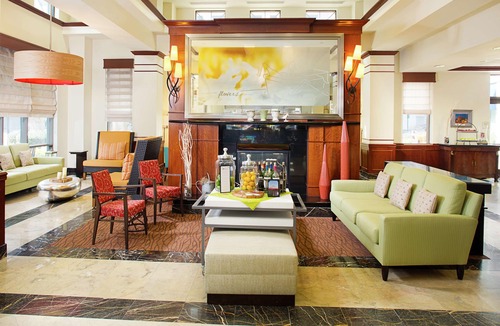 Northwest Hotel | Hilton Garden Inn Virginia Beach Town Center