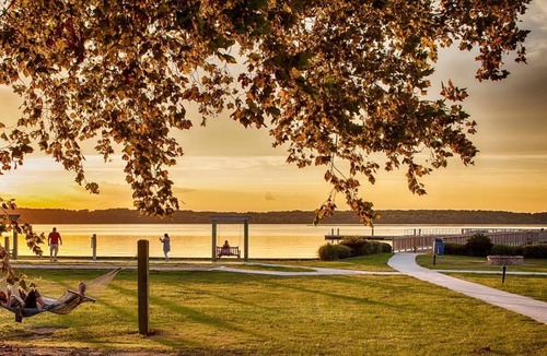 Palmetto Dunes Resort | Hilton Head Bluewater Resort & Marina. Three Bedroom Three bath! Reserve now!