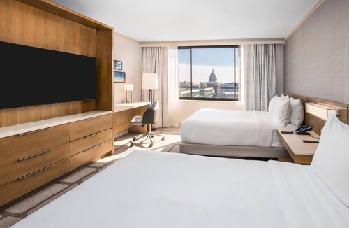 Capitol Hill Hotel | Hilton Washington DC Capitol Hill
