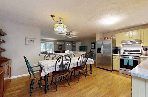Barnstable House | Historic Barnstable Village Home w/Private Yard - Near Beach