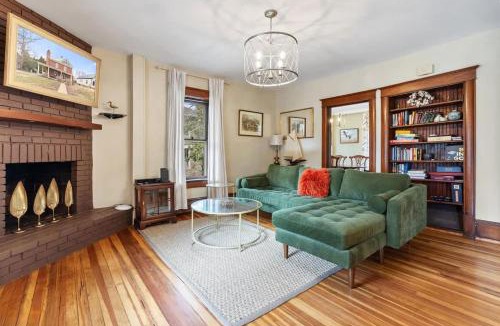 Harpers Ferry House | Historic Queen Anne Family Home w Modern Comforts