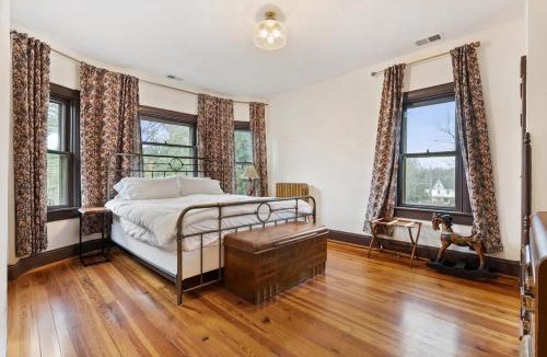 Harpers Ferry House | Historic Queen Anne Family Home w Modern Comforts