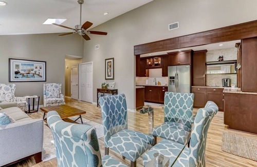 Fernandina Beach Condo | Hit the Courts, Hit the Beach:Your Coastal Retreat
