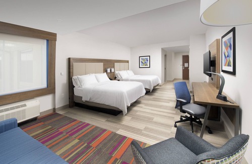 Jacksonville Beach Hotel | Holiday Inn Express Jacksonville Beach by IHG