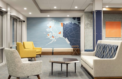 Midtown Anchorage Hotel | Holiday Inn Express And Suites Anchorage Midtown by IHG
