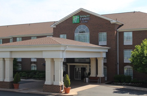 Warrenton Hotel | Holiday Inn Express Hotel & Suites Warrenton, an Ihg Hotel