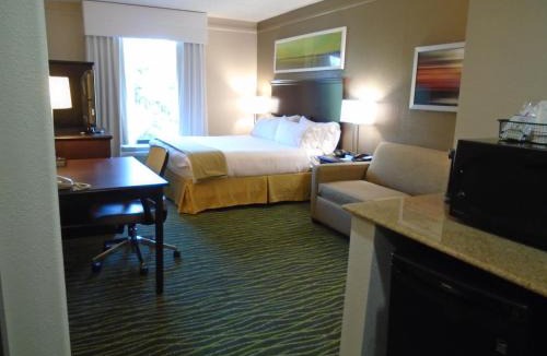 North Chesterfield Hotel | Holiday Inn Express Hotel & Suites Midlothian Turnpike by IHG