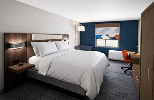 Maryvale Hotel | Holiday Inn Express & Suites Phoenix West - Tolleson by IHG