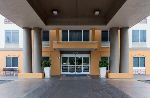 Tavares Hotel | Holiday Inn Express & Suites Tavares by IHG