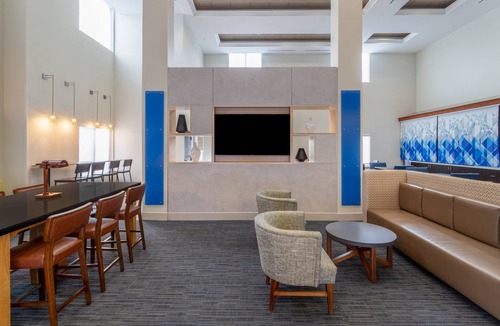 Crystal River Hotel | Holiday Inn Express Crystal River by IHG