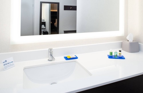 Dent Hotel | Holiday Inn Express West Cincinnati by IHG