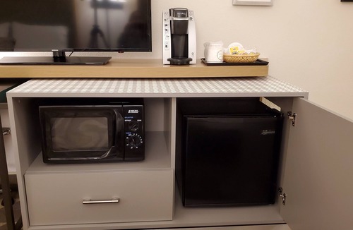 Martinsburg Hotel | Holiday Inn Martinsburg by IHG