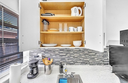 Little Ranches House | Hollywood Beach Boutique Vacation Studio LB4