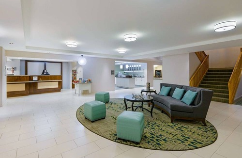 North Mountain Hotel | Homewood Suites Phoenix-Metro Center