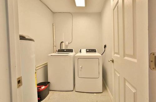 Southgate House | Home With Fenced Yard, Hot tub, Grill and 3 King Beds!