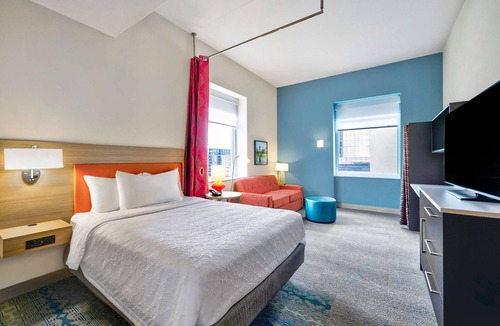 Gateway District Hotel | Home2 Suites by Hilton Minneapolis Downtown, MN