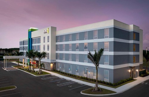 Biggar Hotel | Home2 Suites by Hilton Fort Myers Airport