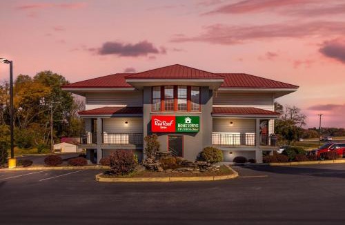 Witmer Hotel | HomeTowne Studios by Red Roof Lancaster