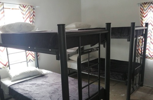 Areponapuchi Hostel | Hostal Fonts - Hostel