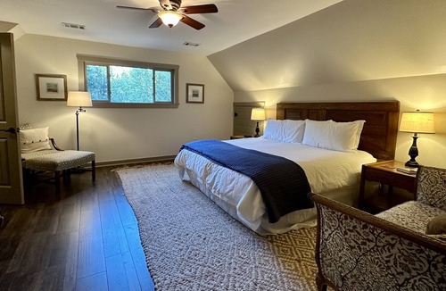 Ellijay Cabin | Hosting a retreat, family reunion, girls or couples weekend or special occasion?