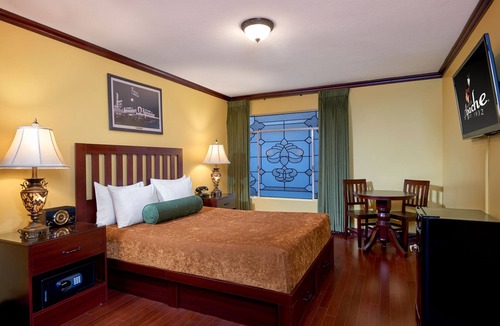 Downtown Las Vegas Hotel | Hotel Apache