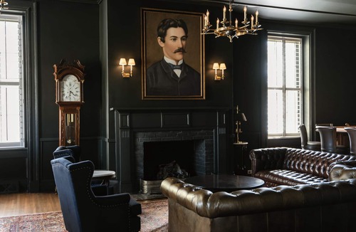 Winnsboro Hotel | Hotel Everett