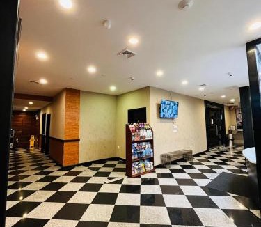 Queens Hotel | Hotel Key