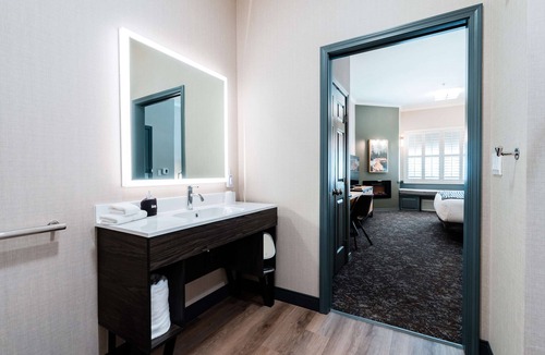 Cascade Hotel | Hotel NoBo Cascade, Tapestry Collection by Hilton