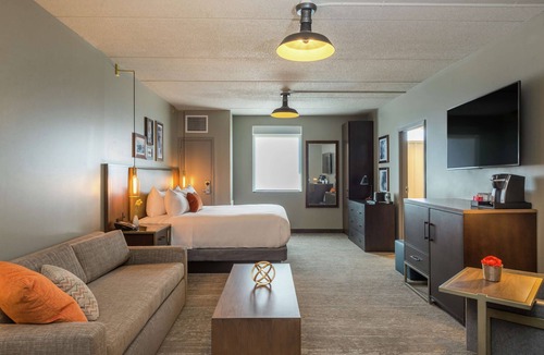 Saranac Lake Hotel | Hotel Saranac Curio Collection By Hilton