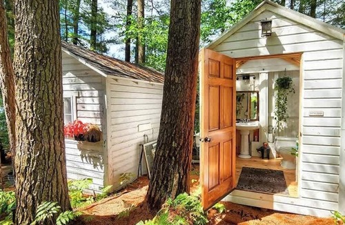 Brantingham Boat Rental | House Boat on Grant Island w/HotTub and E-Boat