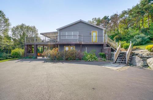 Hollowville House | Hudson Valley Multi-Unit Escape: Secluded + Scenic