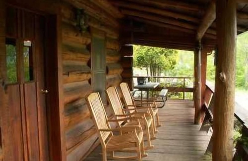 Green Mountain Cabin | Huge 8 bdm 7 baths, log cabin with views! sleeps 35, eating for 28, pets oknn