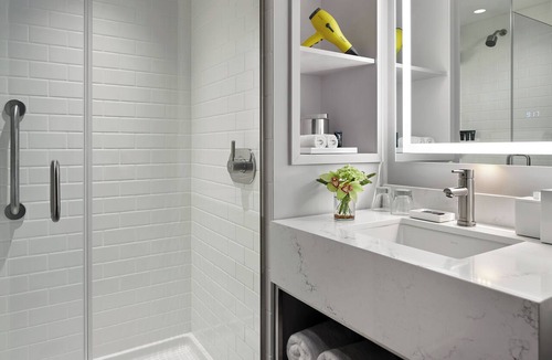 Old Town Alexandria Hotel | Hyatt Centric Old Town Alexandria