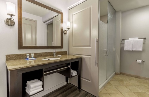 Sterling Hotel | HYATT house Sterling/Dulles Airport-North