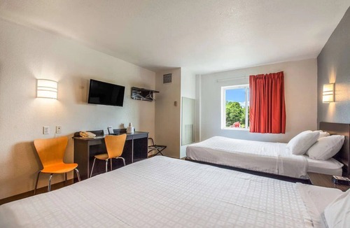 Knoxville Hotel | Ideal Stop Near Knoxville’s Top Spots – Budget-Friendly Comfort | 3 Units