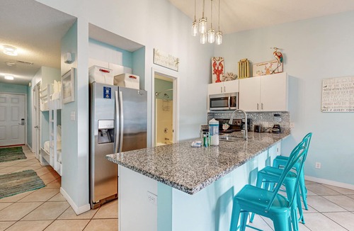 Miramar Beach Condo | Ideally-Located Coastal Condo w/Shared Pool, Hot Tub, Balcony, & Beach Access
