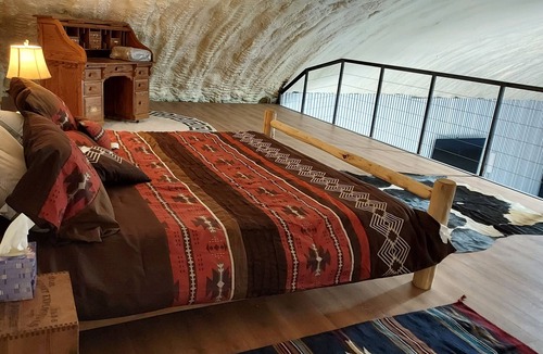 Study Butte-Terlingua Cabin | Impresario Camp, Group Facility