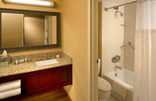 Gatlinburg Hotel | Indoor Swimming Pool, Pets Allowed! Experience Gatlinburg's Magic!