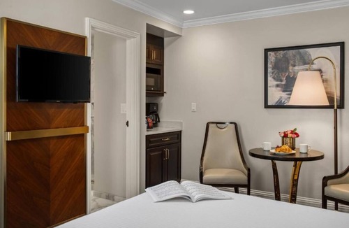 Fillmore District Hotel | Inn at the Opera in amazing San Francisco!