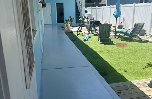 Island Estate Cottage | Island estates updated 2 bed 2 bath water views a short walk to Clearwater Beach
