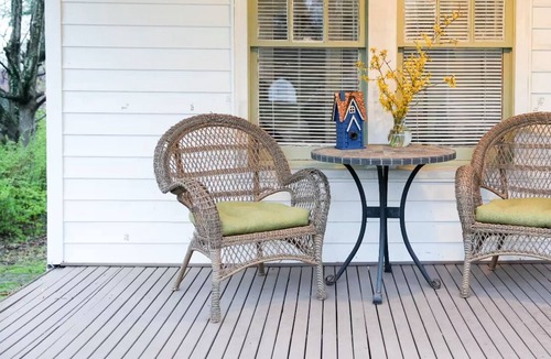 High Point Apartment | Jude's cozy & convenient downtown studio Apt.
