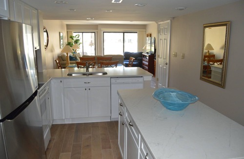 Shipyard Plantation Villa | July 25 - Aug. 1 Open. 5 Min Walk to Beach- Beach Locker & Chairs, Total Reno.