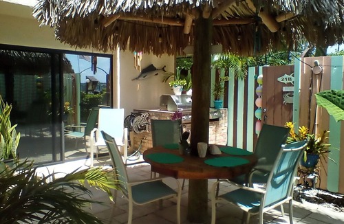 Jupiter Plantation House | JUPITER WATERFRONT GEM! On the historic Loxahatchee River.