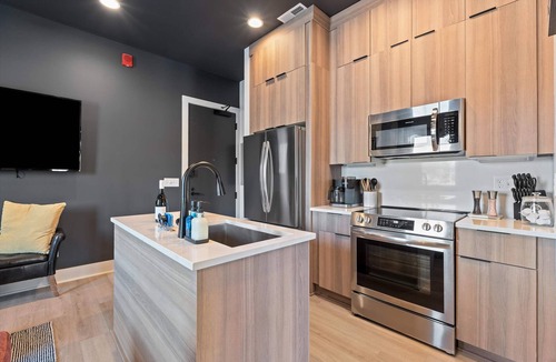 East Nashville Apartment | Kay’s Retreat 1BR Modern Stay Walk to Dining