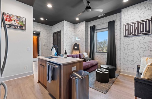 East Nashville Apartment | Kay’s Retreat 1BR Modern Stay Walk to Dining