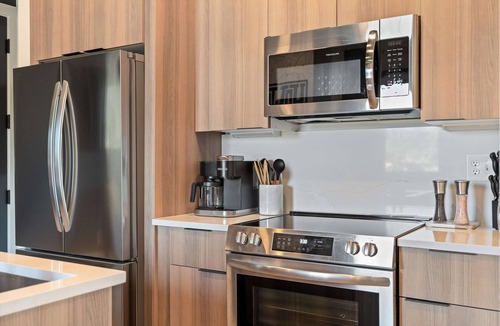 East Nashville Apartment | Kay’s Retreat 1BR Modern Stay Walk to Dining