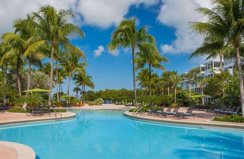 Key West Resort | Key West Resort Stay – 2BR Villa Near Beaches & Sunset Views