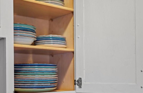 Lawrenceville Apartment | King Bed Apartment Near Butler St