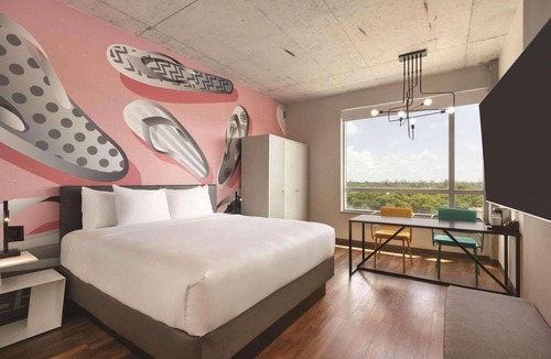 Seybold Hotel | Kompose Boutique Hotel Miami Airport